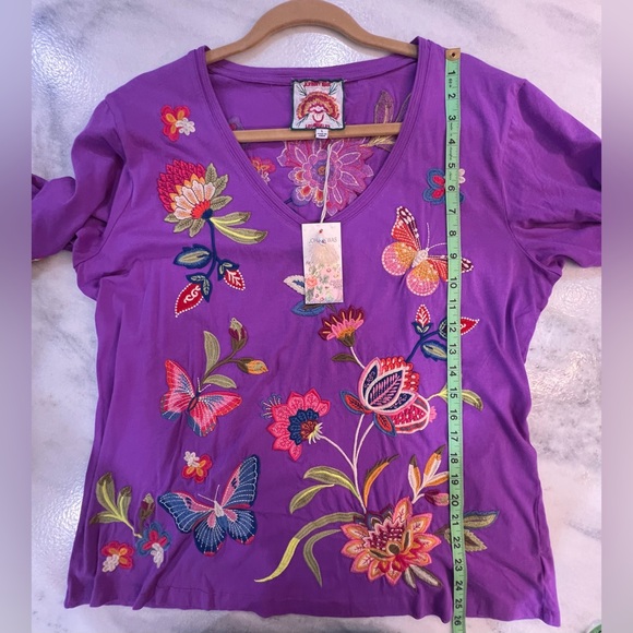 Johnny Was GRACEY TRAPUNTO V‑NECK T‑SHIRT SZ L New with Tags 100% cotton - Picture 5 of 6